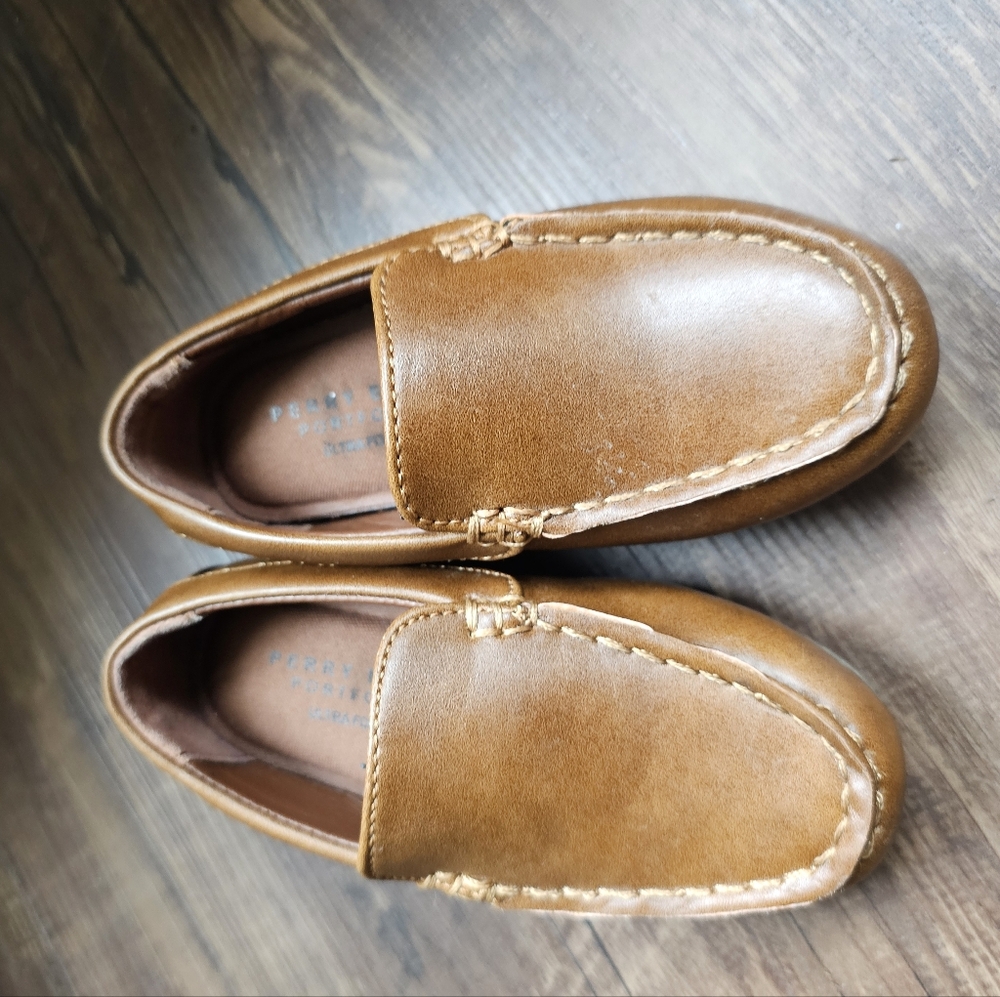 Perry Ellis dress shoes